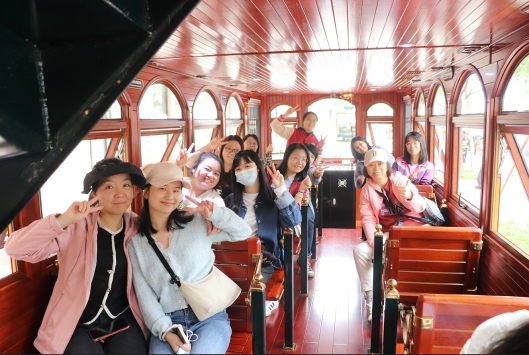 230412江门市自然资源局妇委会开展“巾帼心向党,奋进新征程”三八妇女活动 (10).jpg