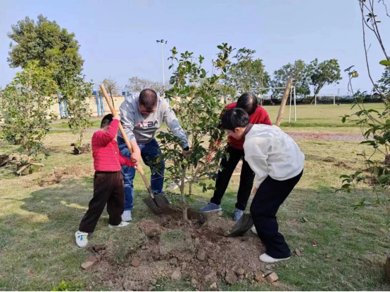 240222春节植树不打烊,绿美建设再启航 (10).png