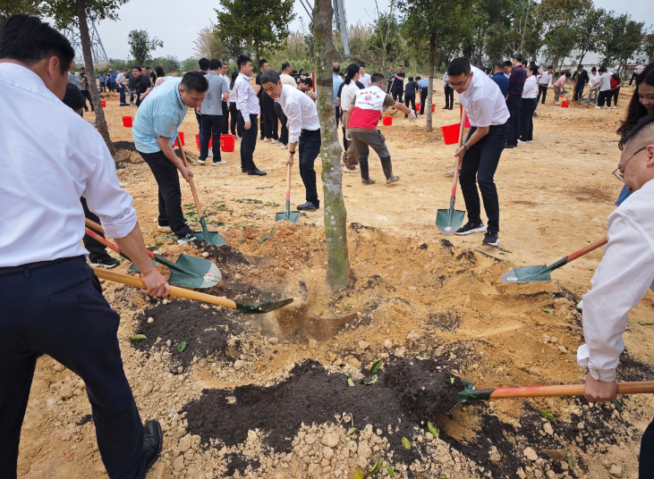 250314江门市开展2025年全省推进绿美广东生态建设暨五级林长植树活动 (6).png