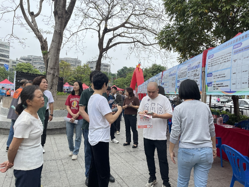 招聘活动现场.jpg
