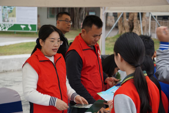 251216法治护航绿美生态 新会小鸟天堂奏响普法新乐章 (2).png