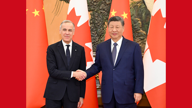习近平会见加拿大总理卡尼 习近平会见加拿大总理卡尼