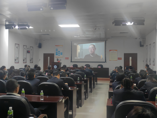 260205跃马扬鞭启新程 踔厉奋斗谱新篇——市不动产登记中心召开2025年年终总结大会 (7).png