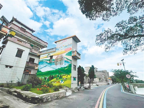 龙口镇霄南村聚焦鲜卑历史文化与非遗资源，走出一条以文化为核心、以体验为亮点的特色发展之路。