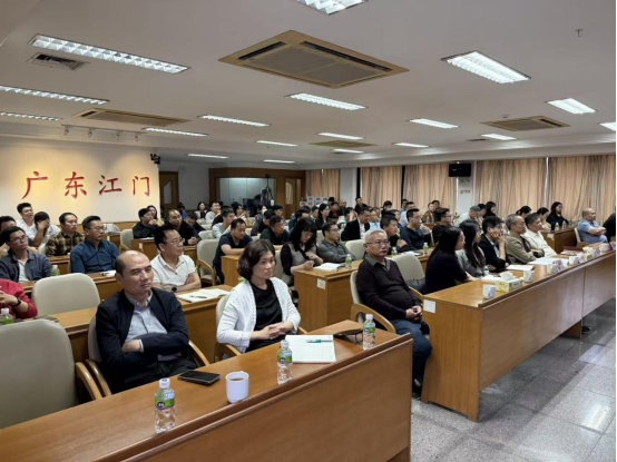 260306江门市自然资源局举办基于AI大模型文生图技术在城市规划设计中的研究与应用的培训 (3).png